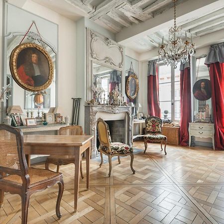 Au Coeur De Paris - Appartement Historique De Madame Du Barry Екстериор снимка